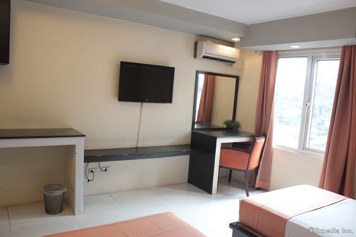 Suite Room