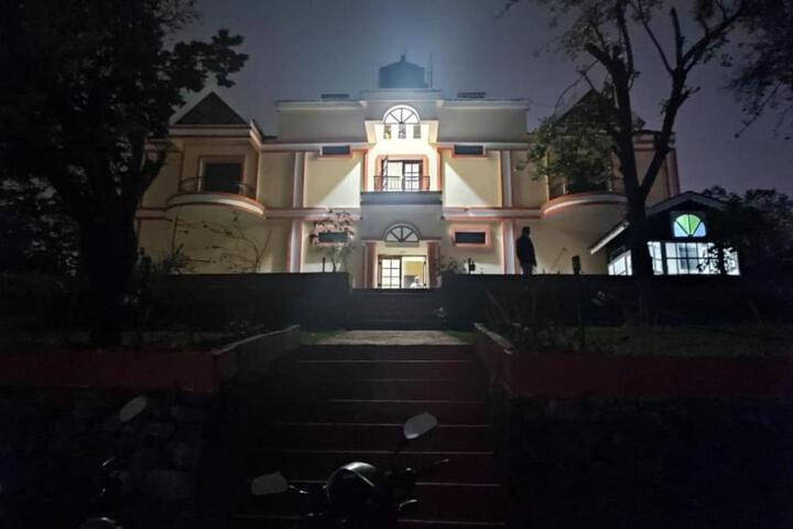 Hotel Raaja Purnima Residency