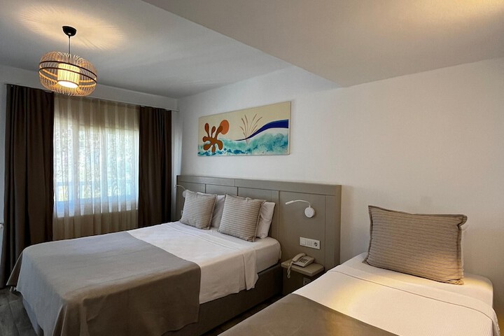 Room 15 of 71