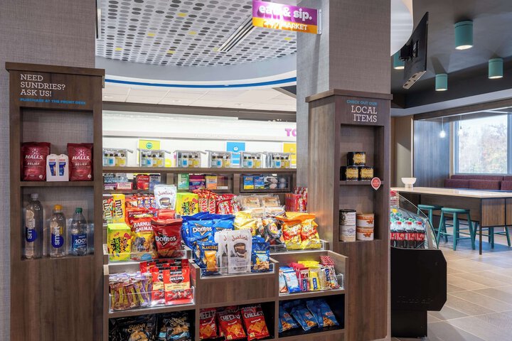 Snack bar