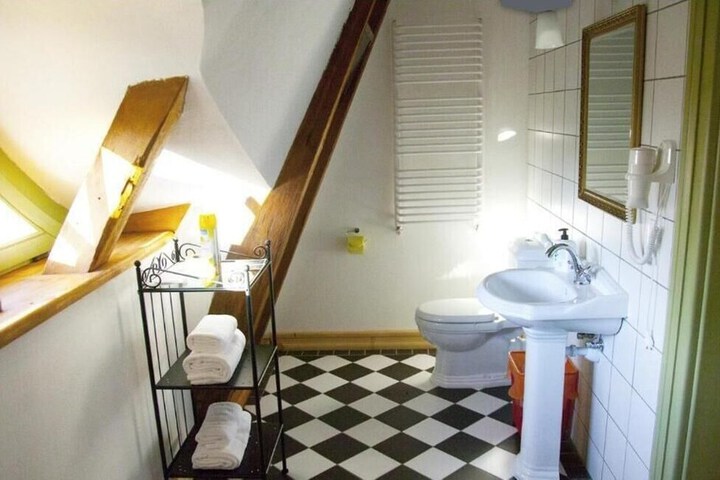Room 20 of 55