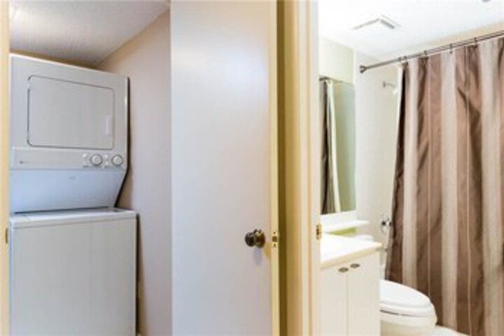Room 2 of 23