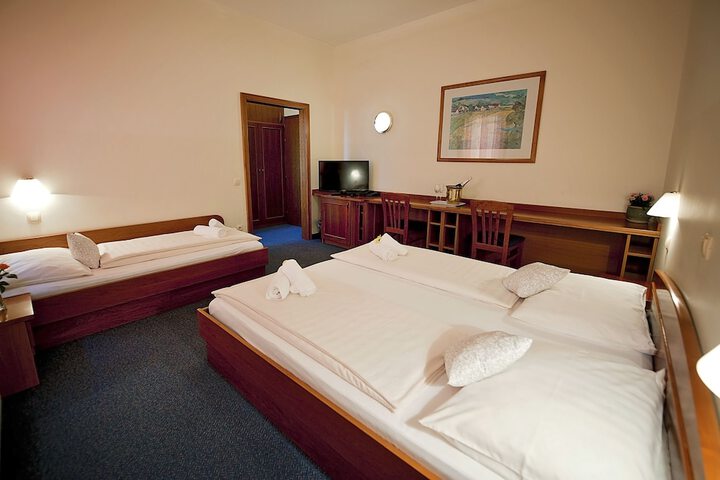 Room 27 of 101