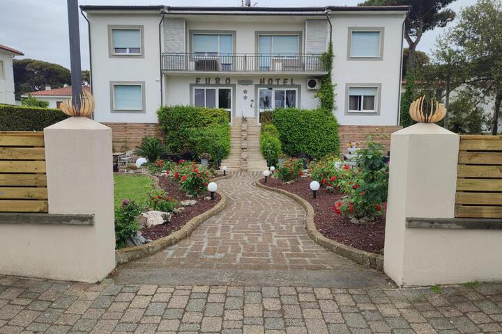 Image of Euro Hotel