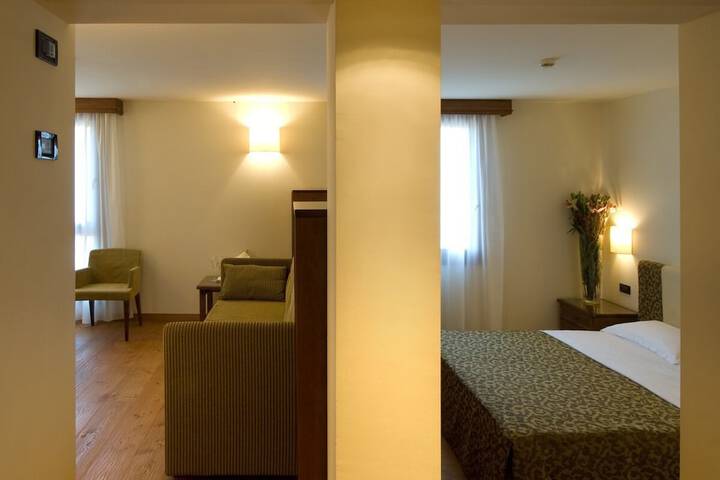 Room 15 of 58