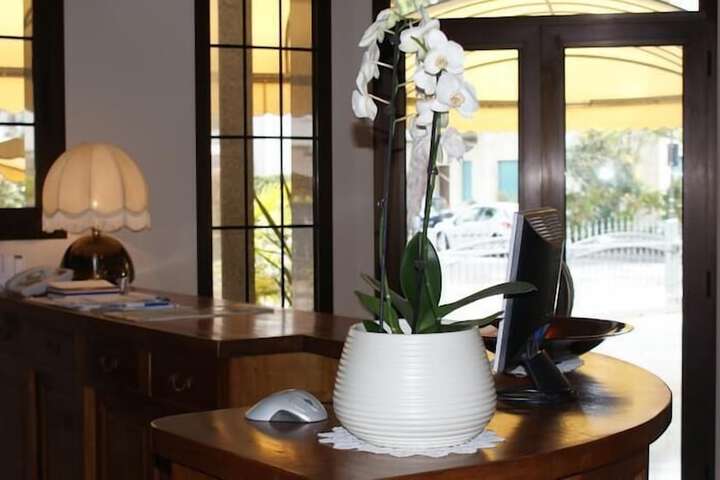 Hotel Interior 5 of 64
