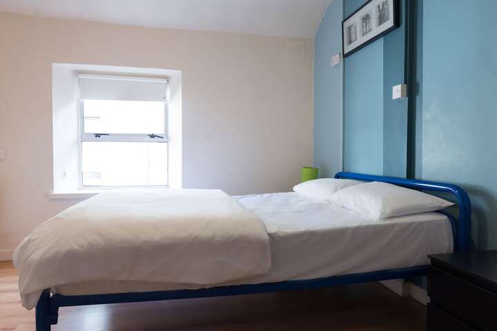 Room 4 of 54