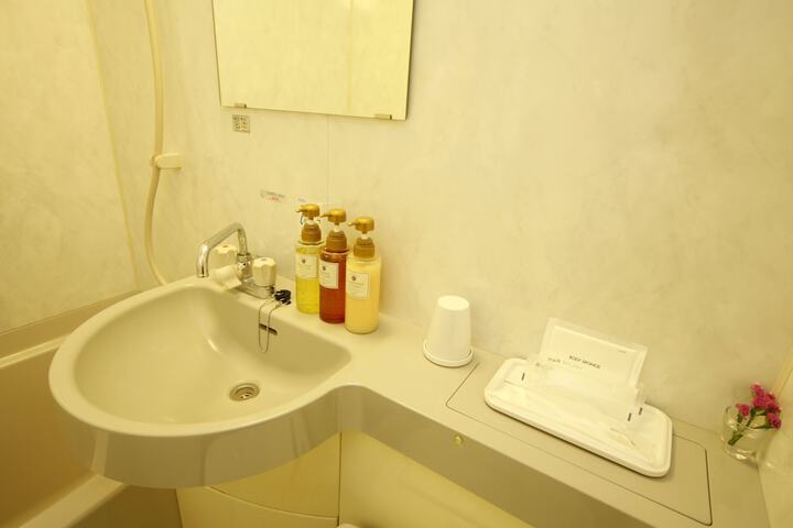 Bath Amenities