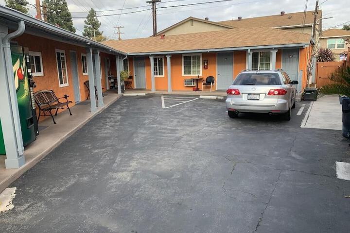 Property Grounds 15 of 16