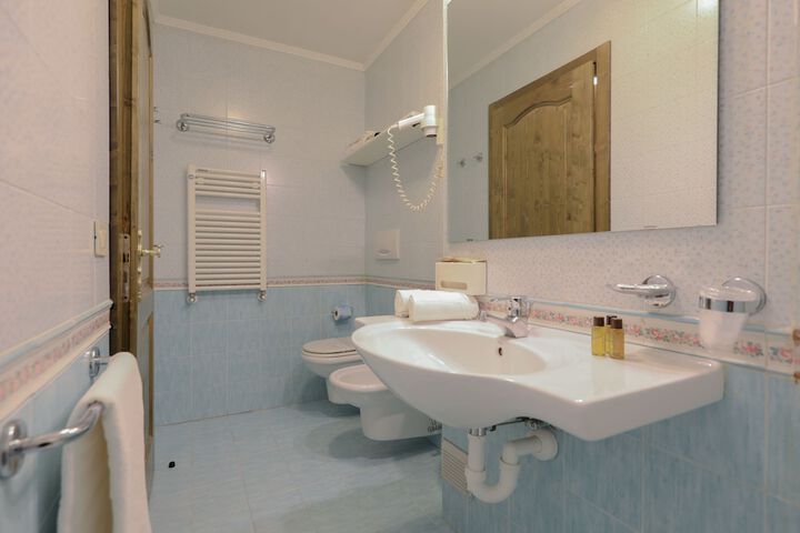 Bath Photo