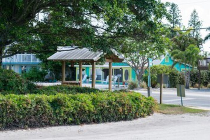 Property Grounds 19 of 25
