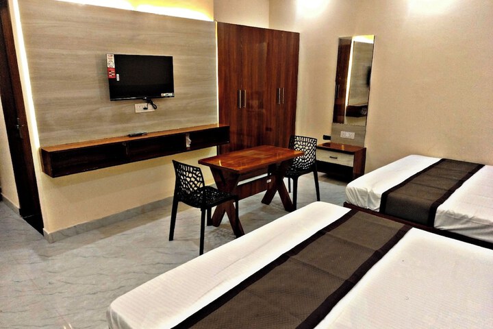 Room 13 of 47