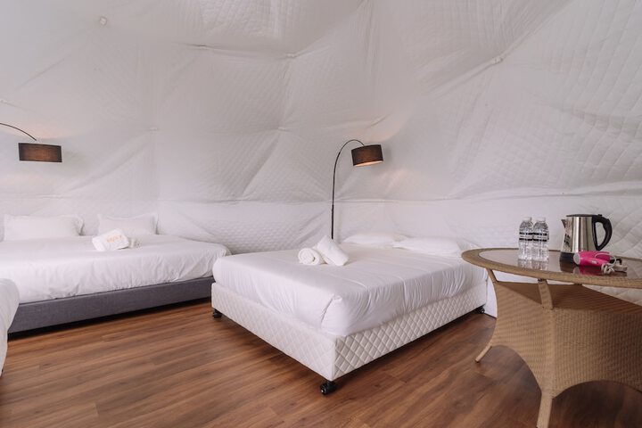 Room 8 of 38