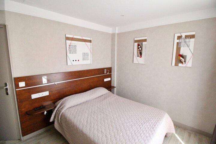 Room 46 of 71