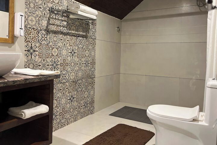 Room 12 of 21