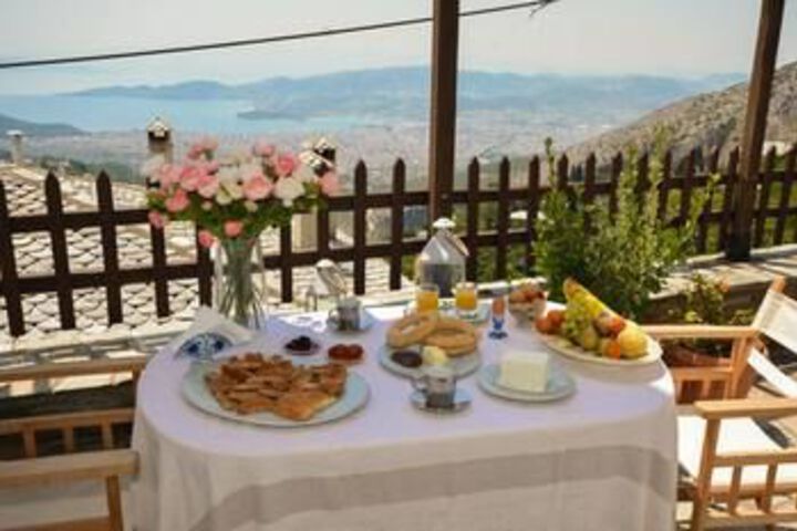 House With in Volos With Wonderful sea View Furnished Ter