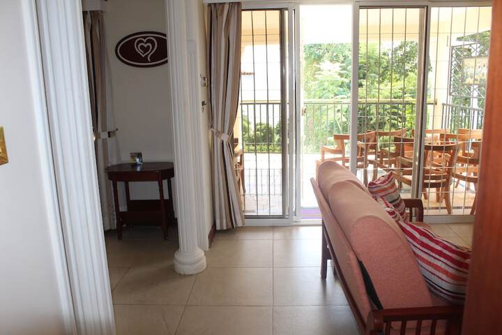 Hotel 2 of 68
