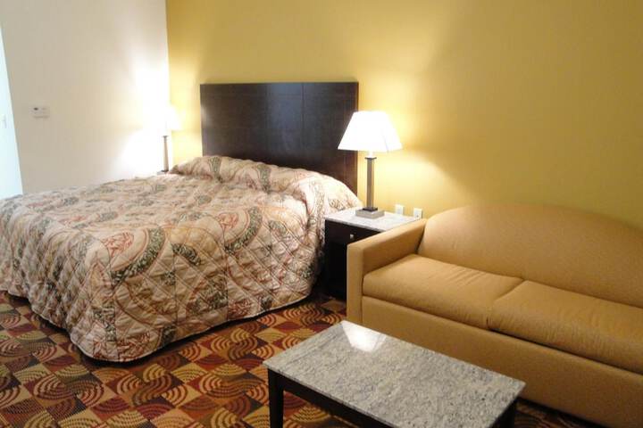 Room 21 of 53