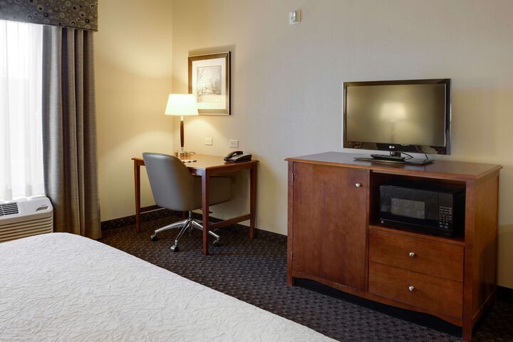 Room 9 of 33