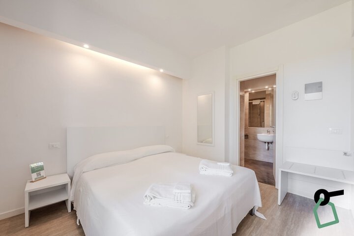 Room 10 of 59