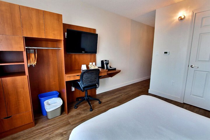 Room 12 of 59