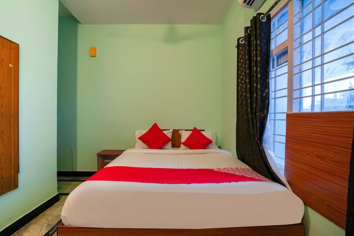Room 4 of 36