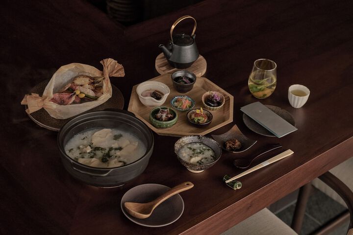 Breakfast/Coffee Service 24 of 35