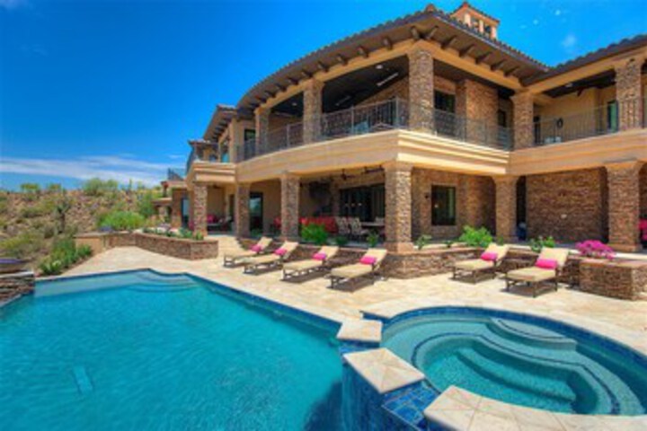 Image of Palisades Estate