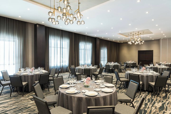 Banquet hall