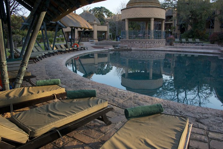 Pool 64 of 126