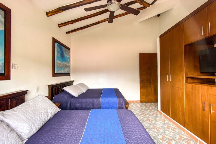 Room 15 of 82