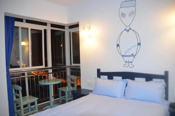 Room 4 of 11