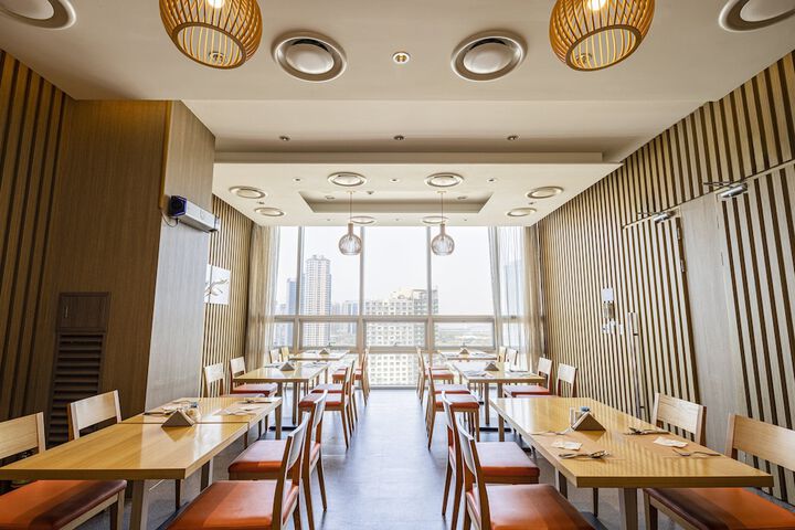 Dining Photos
