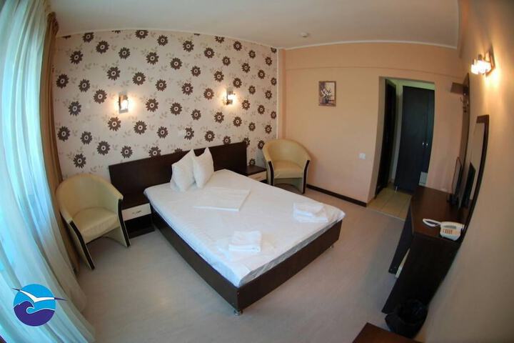 Room 22 of 49