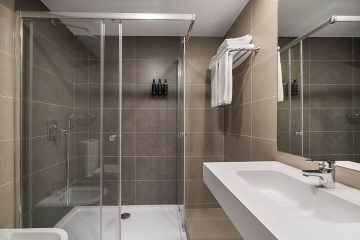 Room 15 of 51