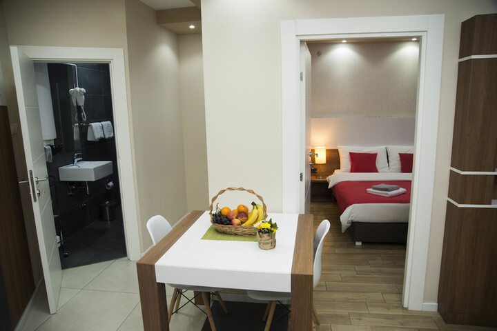 Room 42 of 69