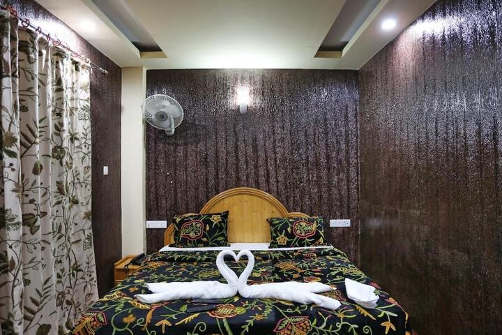 Room 17 of 41