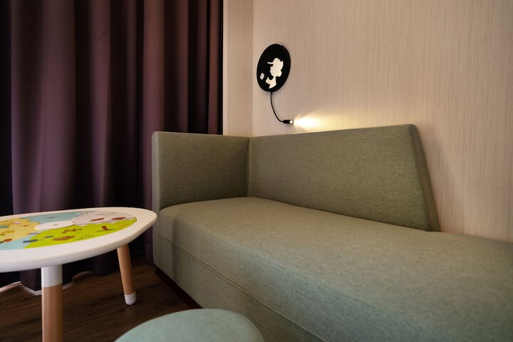 Room 31 of 82