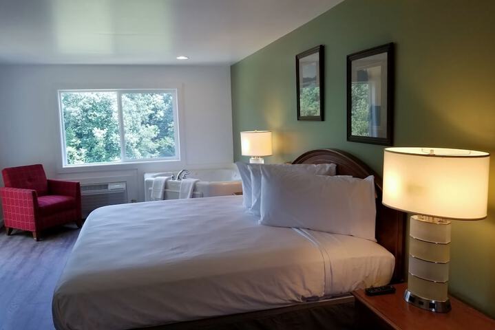 Room 9 of 42