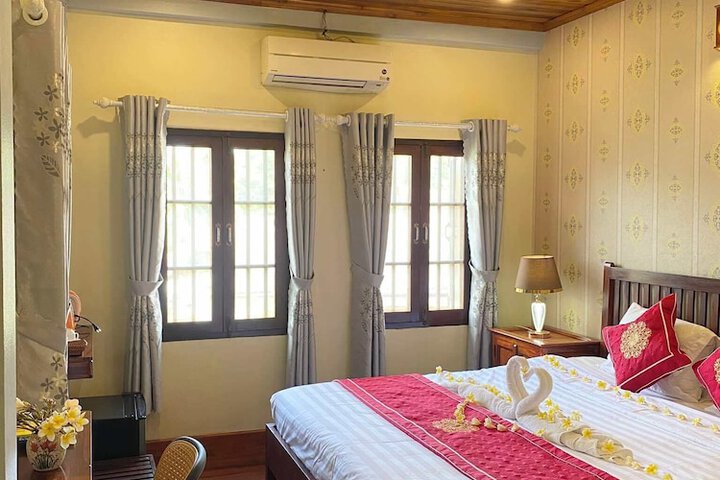 Room 12 of 53