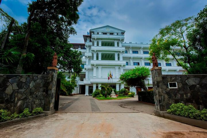 Hotel 54 of 57