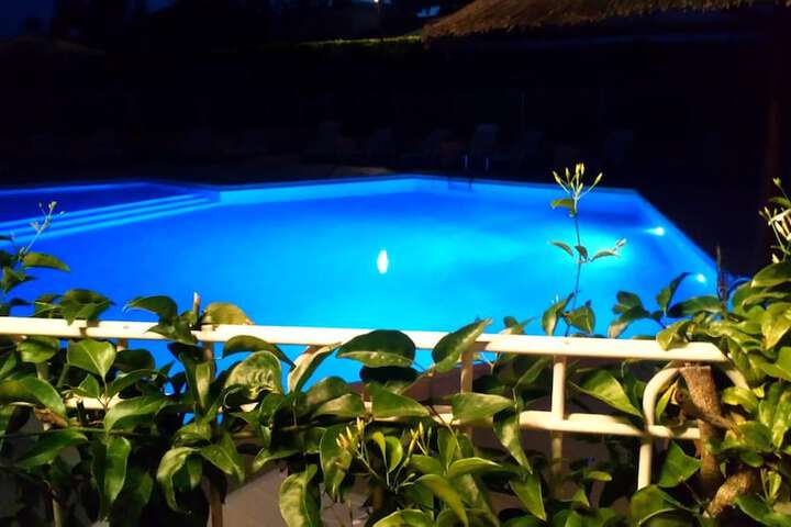 Pool 53 of 94