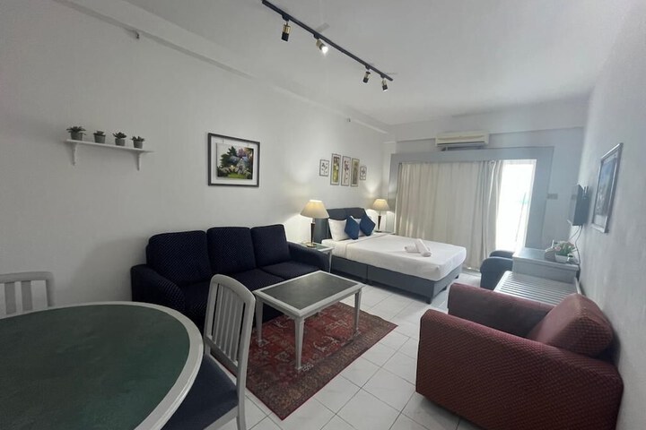 Room 338 of 650