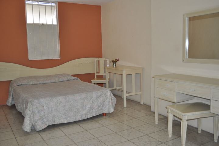 Room 2 of 21