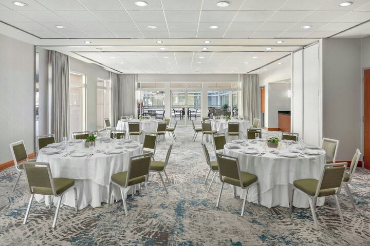 Meeting facility