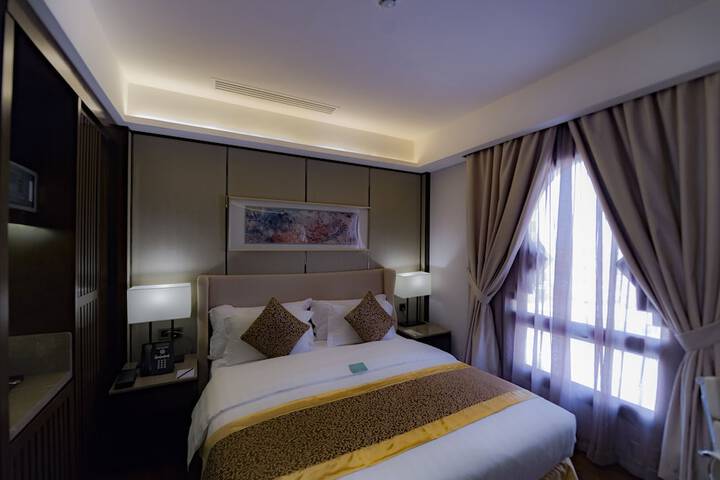 Room 6 of 22