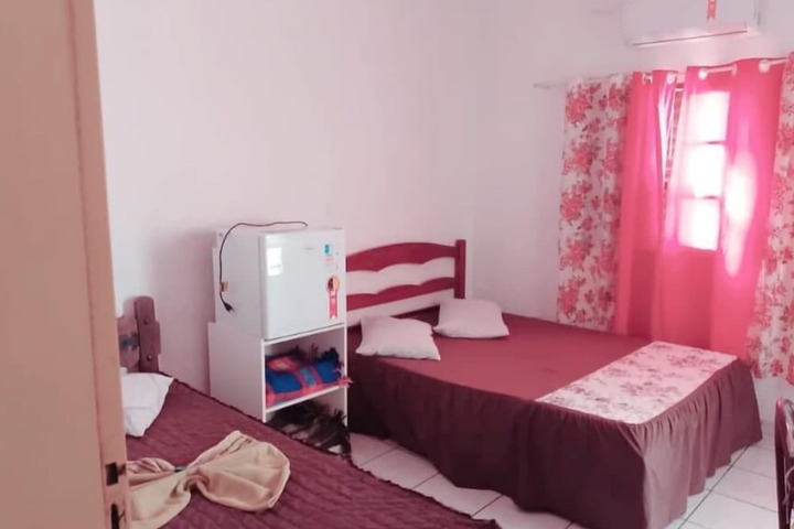Room 12 of 18