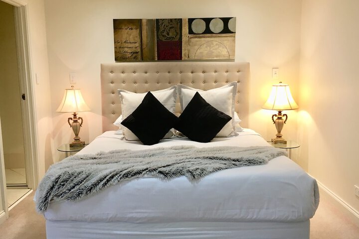 Room 6 of 45