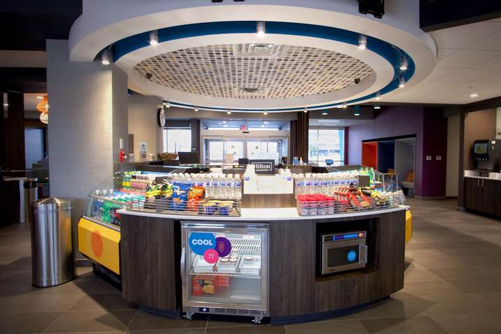 Snack bar