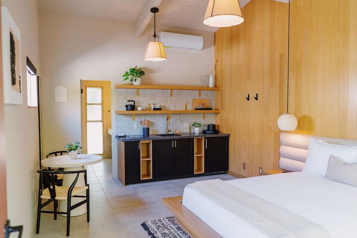 Private kitchenette